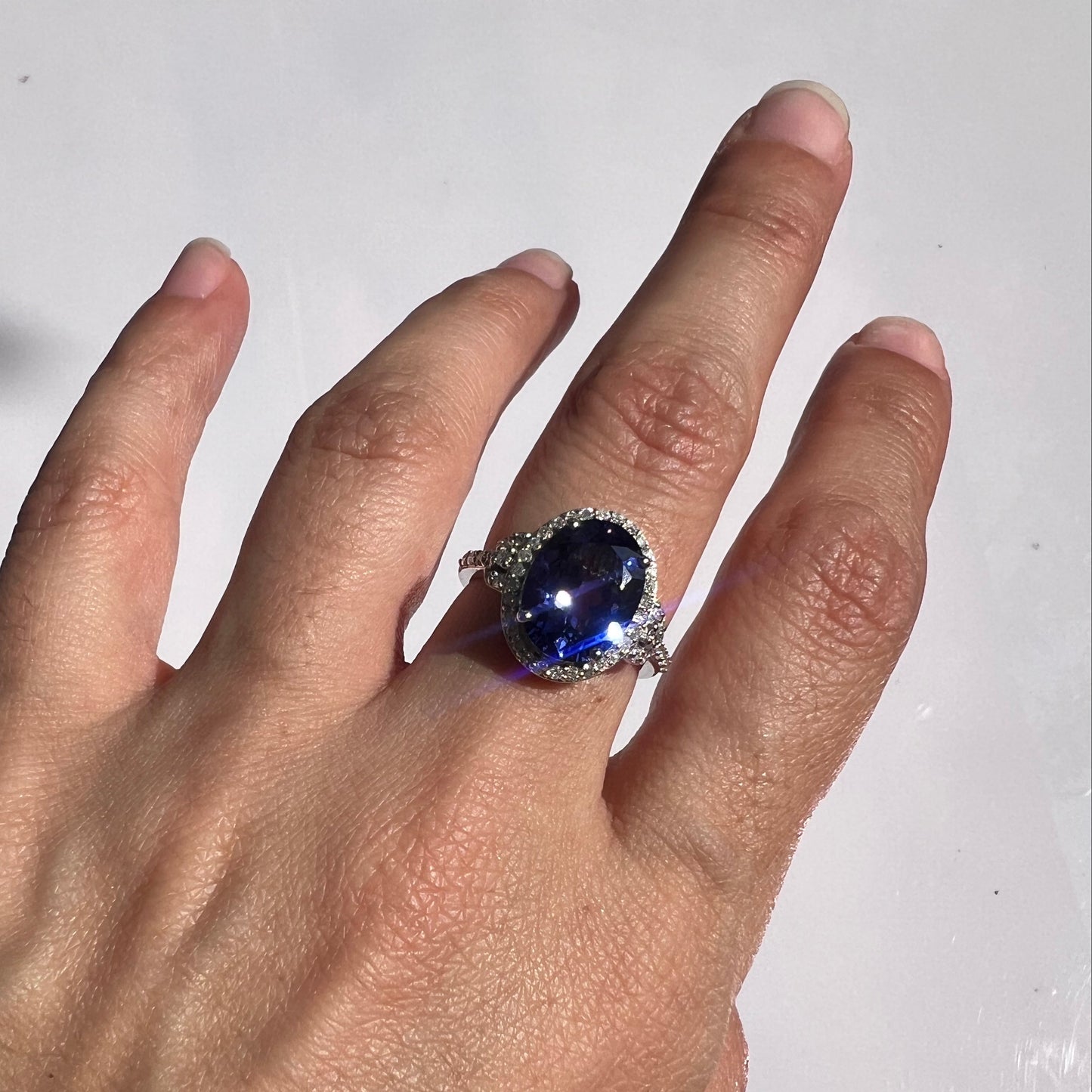 Lumé Tanzanite Ring